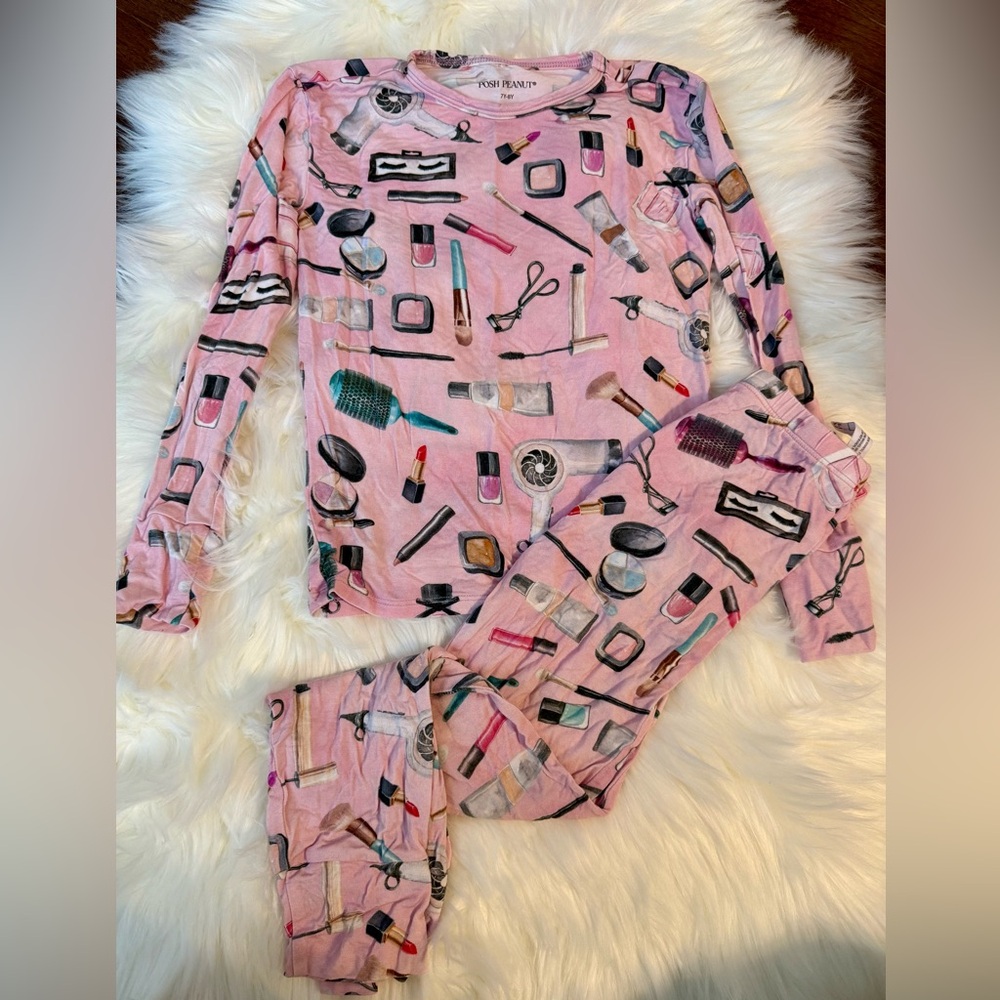 Posh Peanut Beauty Salon Pajama Set Size 7/8